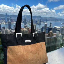 Shopping - GERNATY - Amanda - die Elegante für jeden Alltag. Die nachhaltige Korkleder Handtasche.